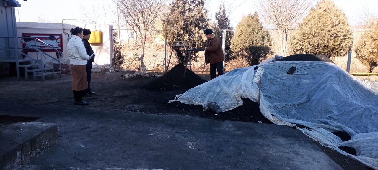 SEO va JS bòlimi xodimlari tamonida Oxuboboyev mahallasida joylashgan Oxunboboyev OSHPda murojaatchining arizasi binoan sanitariya  holati òrganildi.