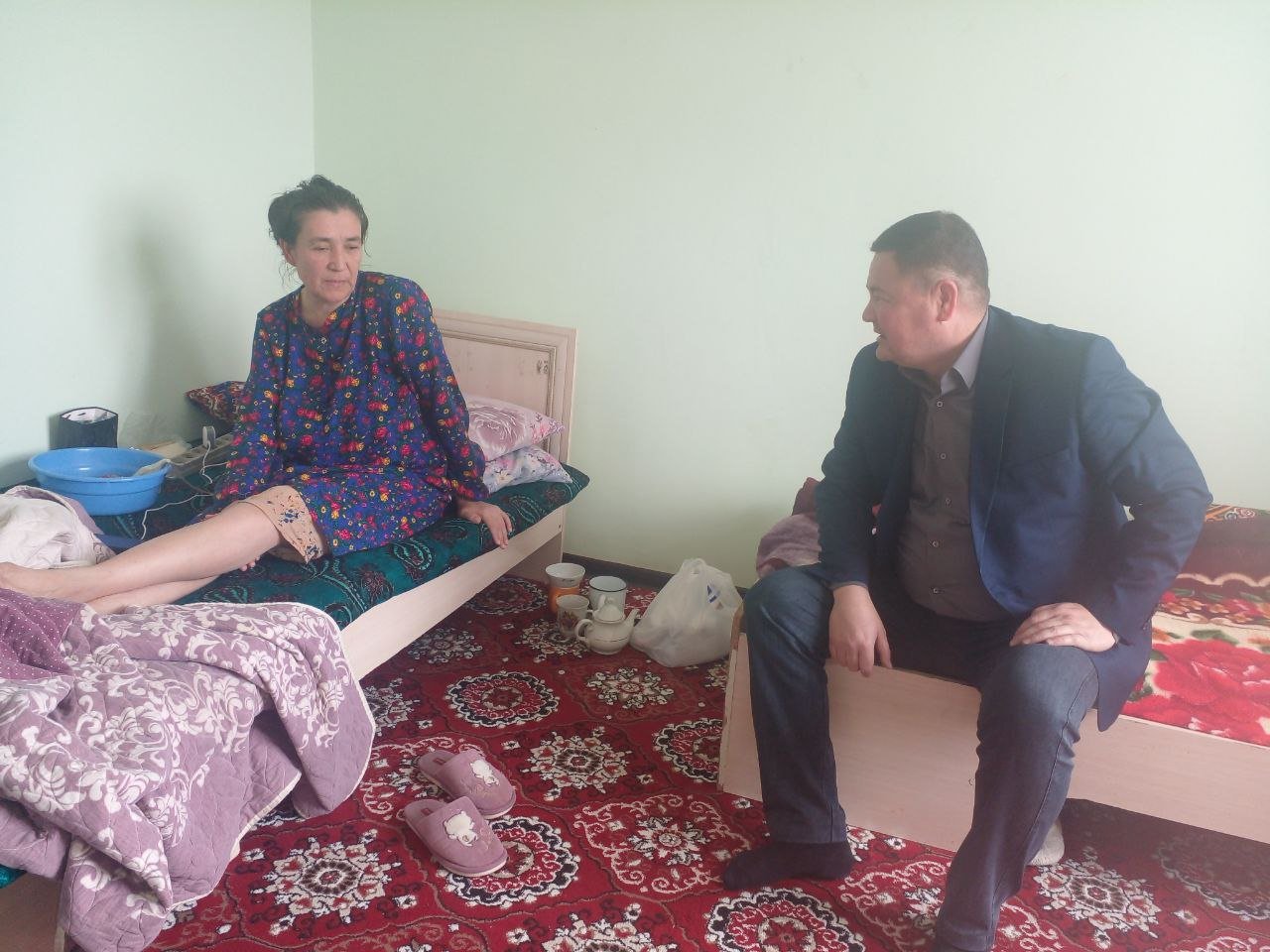 Bòlim  boshliģi tamonidan   Obod  mahallasidagi   kam ta'minlangan hamda ijtimoiy ximoyaga muhtoj yoshlar xonodanlaridan xabar olindi.
