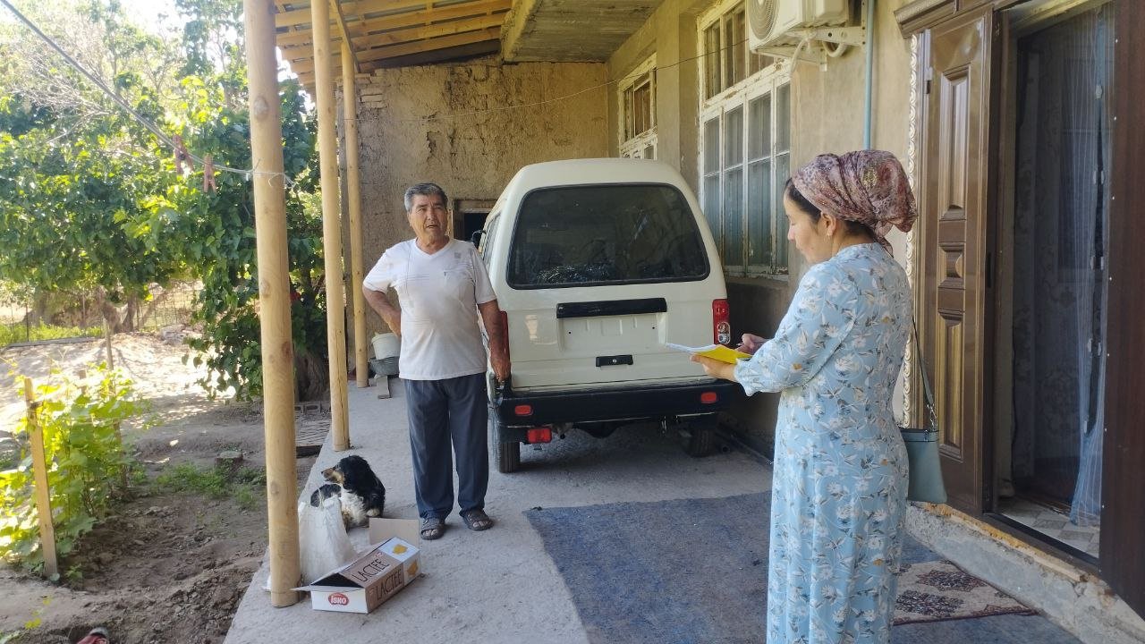 "Yangicha maxallabay" tizimli dasturi boʻyicha tumanning Sahovat mahallasidagi xonadonlarda aholi orasida yuqumli,parazitar kasalliklar hamda ovqatdan zaharlanish holatlarini oldini olishga qaratilgan profilaktik tadbirlani amalga oshirishdi.