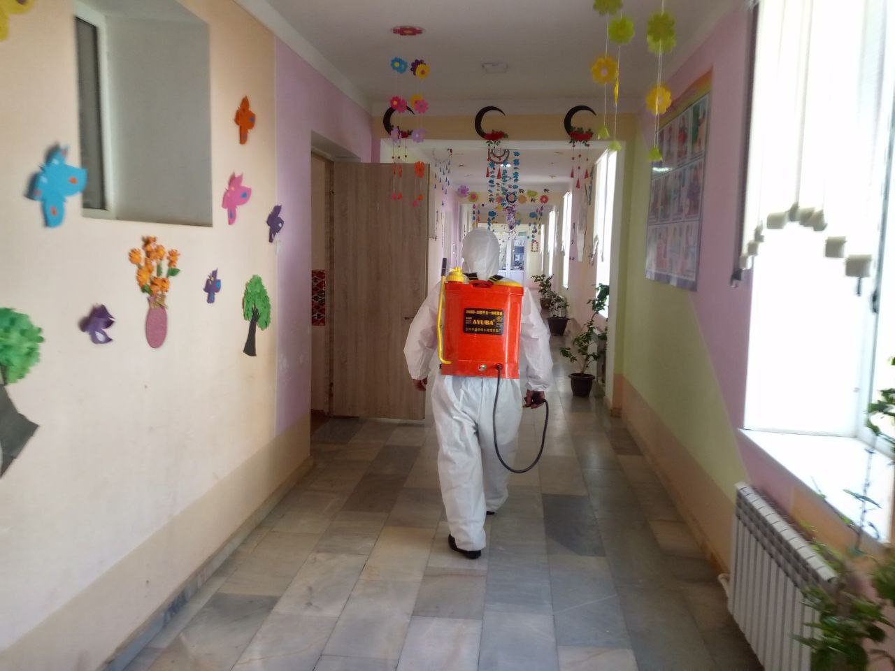 "Nilufar " yozgi bolalar soģlomlashtirish oromgohida 1_smena tugaganligi sababli profilaktik dezinfeksiya ishlari òtkazildi.