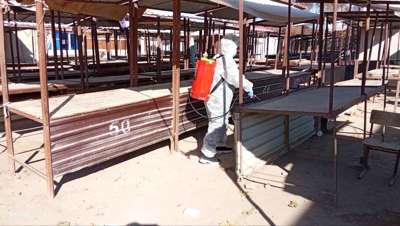 #Profilaktik ishlar   🔰 Tuproqqalʼa tumani "Pitnak dehqon"  MCHJ da bozori hududida  Gripp va boshqa õtkir respirator yuqumli kasalliklarning tarqalishiga qarshi  profilaktik dezinfeksiya ishlari oʻtkazildi.