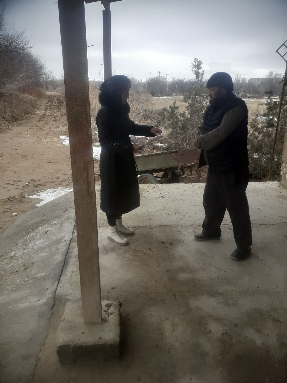 Tuproqqal'a tumani Nurobod mahallasida yashovchi fuqaro D.Sabirovaning yozma arizasiga asosan Sharlauq mahallasida yashovchi fuqaro U.Sobirov 0.03 gektar yer maydonini o'z boshimchalik bilan  egallab olib baliq hovuzi barpo etganligi tog'risida